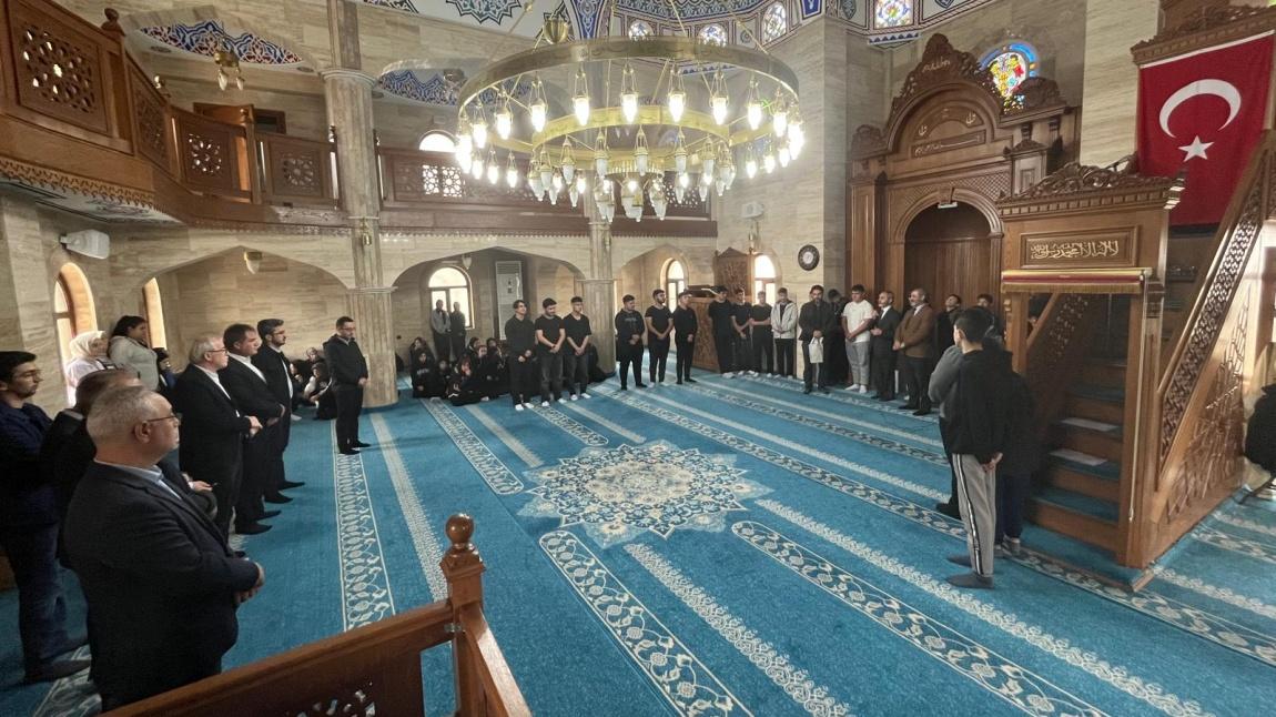 OKULUMUZDA HUTBE OKUMA YARIŞMASI YAPILDI.